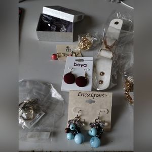 8 fun costumes jewelry